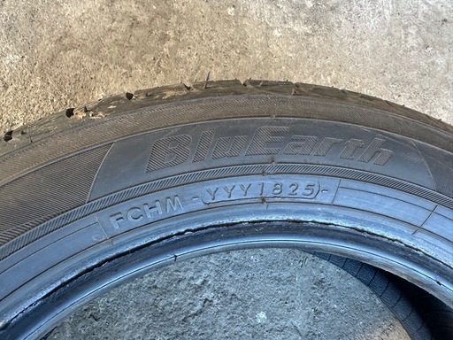 ヨコハマ　　タイヤ　165/60R15