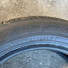 ヨコハマ　　タイヤ　165/60R15の画像