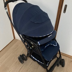 AB型ベビーカー　アップリカ ラクーナエアー AC  オート4輪 両対面 レインカバー付きの画像