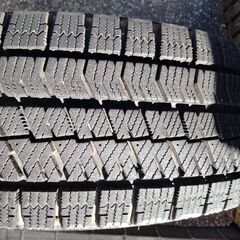 1シーズン走行のみ 2023年購入 ブリヂストン ブリザック スタッドレスタイヤ＋ホイール付 ４本セットの画像