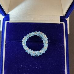 愛らしいビーズの指輪（青系）、いかがでしょうか？の画像