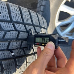 215/60r16 95Qスタッドレスタイヤgood yearとアルミホイール4本セットの画像