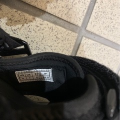 beautiful people ブラックサンダルの画像