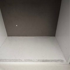 白の3段BOXの画像