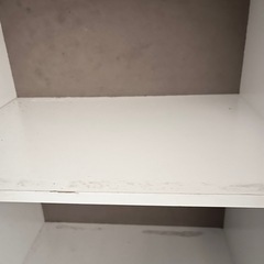 白の3段BOXの画像