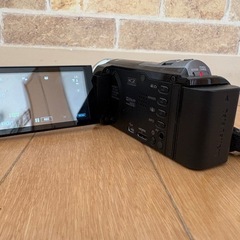 ビデオカメラ　JVC　GZ E345の画像