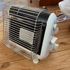 Iwatani イワタニ ガスストーブ ポータブル マイ暖　持ち運びの画像