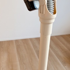 購入者様決定★差し上げます★アンドデコ　スティック掃除機　コードレス　ベージュの画像