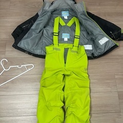 120スキーウェアの画像