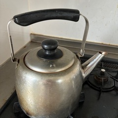 やかんの画像