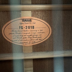 YAMAHA FG-201B アコースティックギター
の画像