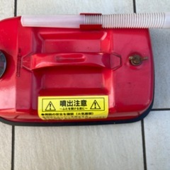 中古ガソリン携帯缶中古灯油缶中古ポンプの画像