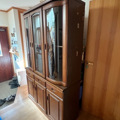 食器棚の画像