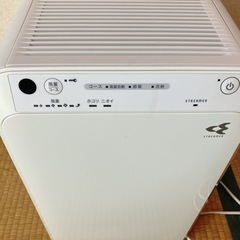 美品✨格安✨ダイキン 空気清浄機の画像