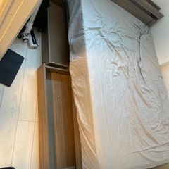 【無料】セミダブルベッドの画像