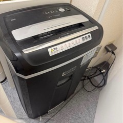 電動シュレッダー 業務用 60分連続使用 a4  同時細断 クロスカット cd の画像