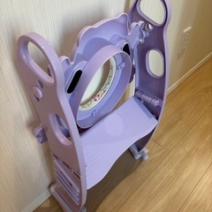 踏み台つき補助便座の画像