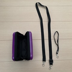 スーツケース風バッグポーチの画像