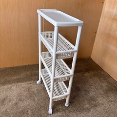 隙間収納ラックの画像
