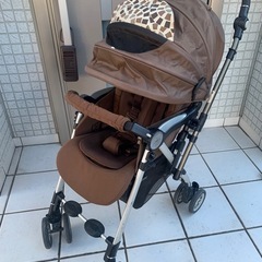 アップリカ　ベビーカー
の画像