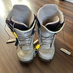 スノボブーツの画像