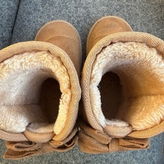 R.L.B キッズブーツ 18cm リボン付き 女の子 あったか靴の画像