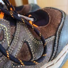 輸入アウトドアシューズ（登山靴）27〜27.5cmの画像