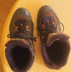 輸入アウトドアシューズ（登山靴）27〜27.5cmの画像