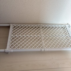 突っ張り棚の画像