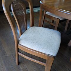 6人用テーブルと椅子、格安でお譲り致します。の画像