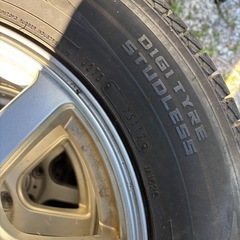 アイシスノアボクシーなど　スタッドレスタイヤ　ホイール付きの画像