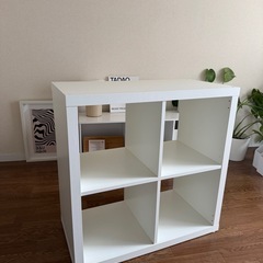 IKEA KALLAX ホワイト 4マス 収納棚 美品の画像