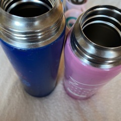 水筒２つケースなし
の画像