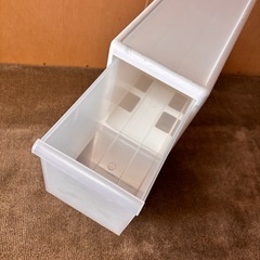 3段引き出しの画像