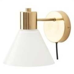 IKEA ランプの画像