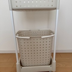 ランドリー　ラック　カートの画像