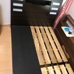 ベッドマットレスの画像