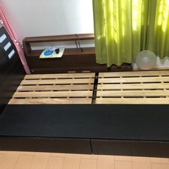 ベッドマットレスの画像