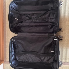 【ジャンク品】キャリーケース(50×34×25)の画像