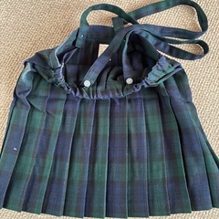 子供フォーマル向け　ブレザー＆プリーツスカートの画像