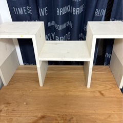 可愛い学習机の画像