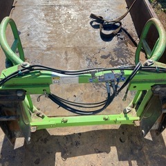 IHI スター MBG1031 ベールグリッパ ベールグラブ  ローダー　ロールグラブ 牧草 畜産 中古 配送可の画像