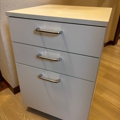 サンワダイレクト デスクワゴン 木製 キャスター付き 3段 A4対応 幅40×奥行43.2×高さ60cm チェスト キャビネット ホワイト 100-SNW017Wの画像