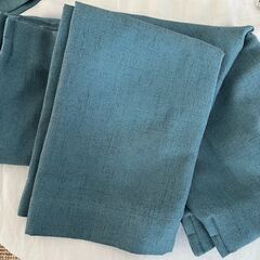 ニトリ 遮熱 カーテン 100 x 135cm ターコイズブルー の画像