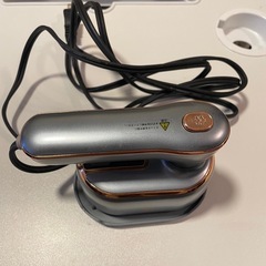 スチームアイロンの画像