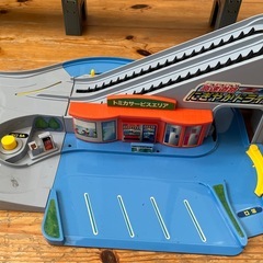 高速道路賑やかドライブの画像