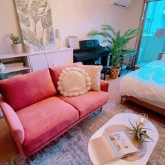 𝐋𝐎𝐖𝐘𝐀ソファの画像