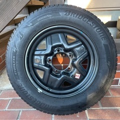 スタッドレスタイヤ&ホイール4本セットの画像
