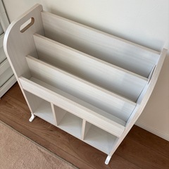 アイリスオーヤマ　おもちゃ箱　本棚の画像