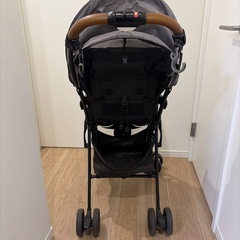 アップリカ　マジカルエアー クッション AC ベビーカーの画像